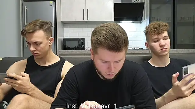 Snapshot of boys_sobolisha chatting on May 6, 9:09 pm boys sobolisha online show from May 6, 9:09 pm