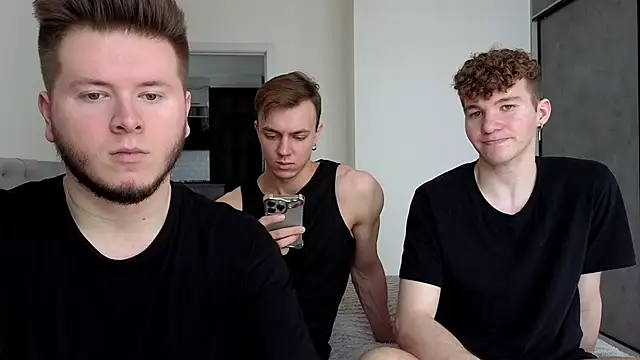 Snapshot of boys_sobolisha chatting on May 26, 9:05 am boys sobolisha online show from May 26, 9:05 am