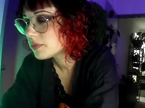Snapshot of Acid_Girl_Ofc chatting on October 21, 3:18 am Acid Girl Ofc online show from October 21, 3:18 am