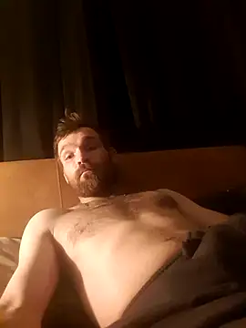 Snapshot of LKC94 chatting on October 19, 11:16 pm LKC94 online show from October 19, 11:16 pm