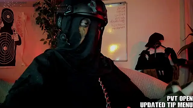 Snapshot of cos_operator chatting on December 14, 7:07 pm cos operator online show from December 14, 7:07 pm