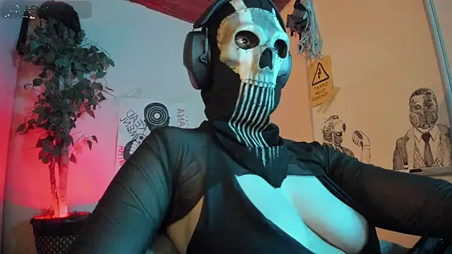 cos operator online show from June 5, 8:47 pm