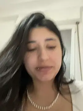 SashaLuss  online show from March 19, 3:40 pm