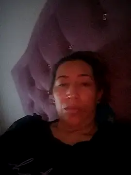 Snapshot of melany-92xxx chatting on November 30, 10:03 pm melany-92xxx online show from November 30, 10:03 pm