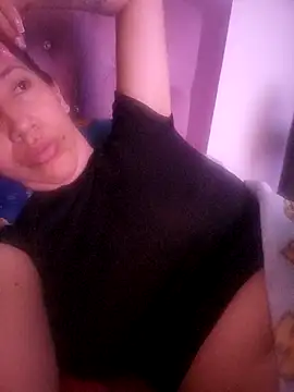 Snapshot of melany-92xxx chatting on March 21, 11:26 am melany-92xxx online show from March 21, 11:26 am