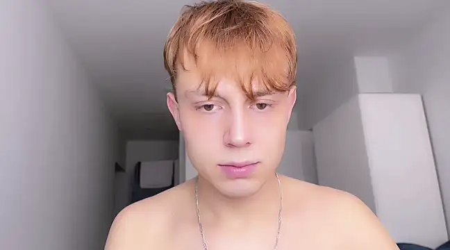 Snapshot of SlavaIsHere chatting on March 14, 9:46 am SlavaIsHere online show from March 14, 9:46 am