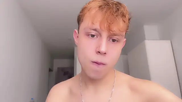 Snapshot of SlavaIsHere chatting on March 19, 5:41 am SlavaIsHere online show from March 19, 5:41 am