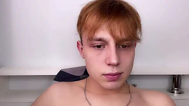 Snapshot of SlavaIsHere chatting on March 19, 9:38 am SlavaIsHere online show from March 19, 9:38 am