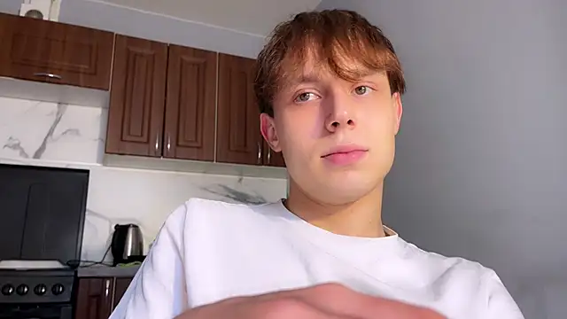 Snapshot of SlavaIsHere chatting on November 20, 7:41 am SlavaIsHere online show from November 20, 7:41 am