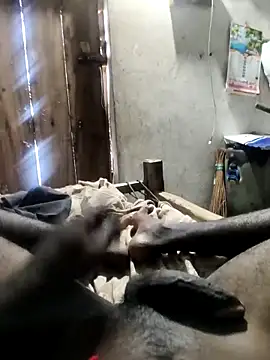 Snapshot of PolarFriend0 chatting on February 23, 8:22 am PolarFriend0 online show from February 23, 8:22 am