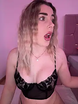 -IrisDiamond- online show from March 11, 2:56 pm