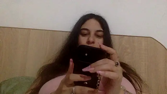 Veramaia online show from May 16, 10:12 am