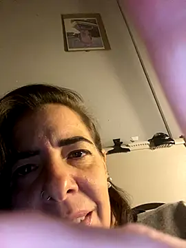 Snapshot of Ginevra_75 chatting on November 10, 1:59 am Ginevra 75 online show from November 10, 1:59 am