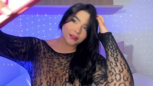 eva sainnt online show from May 21, 11:45 pm