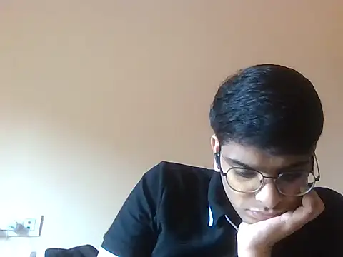 Snapshot of sutfvkii chatting on October 2, 9:05 am sutfvkii online show from October 2, 9:05 am