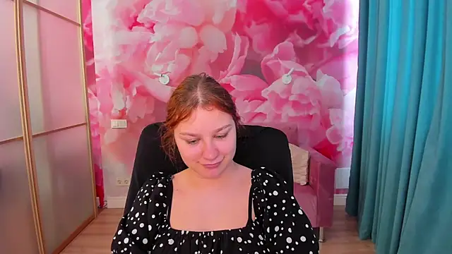 AngelinaLow online show from May 25, 11:27 am