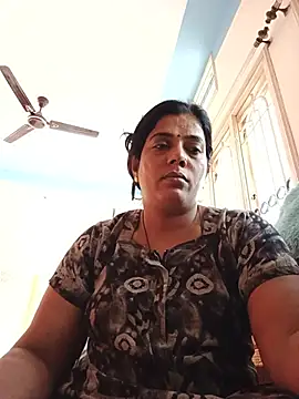 kissmetha online show from July 6, 5:15 am