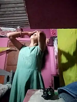 Snapshot of Ayeshaji chatting on November 17, 11:16 am Ayeshaji online show from November 17, 11:16 am