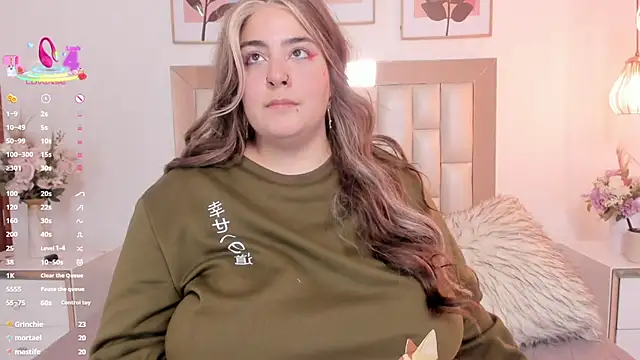 Snapshot of camilleturner1 chatting on March 23, 8:04 am camilleturner1 online show from March 23, 8:04 am