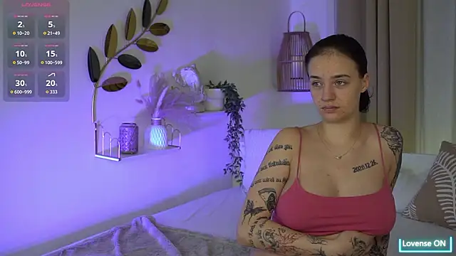 LexiiDarling online show from February 3, 6:02 pm