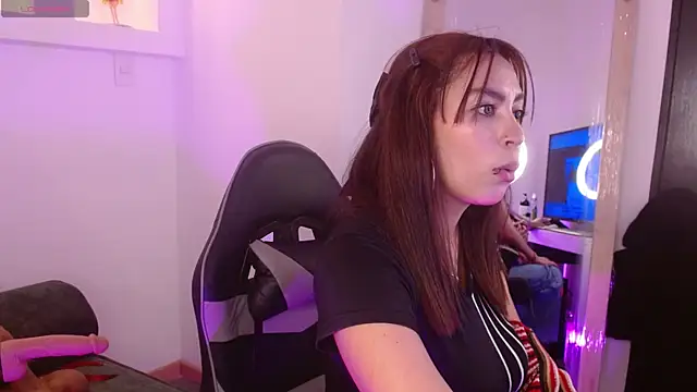 dayancarolina  online show from September 16, 3:46 pm