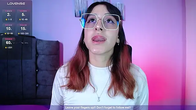 Snapshot of Hairydoll_ chatting on February 2, 9:46 pm Hairydoll online show from February 2, 9:46 pm