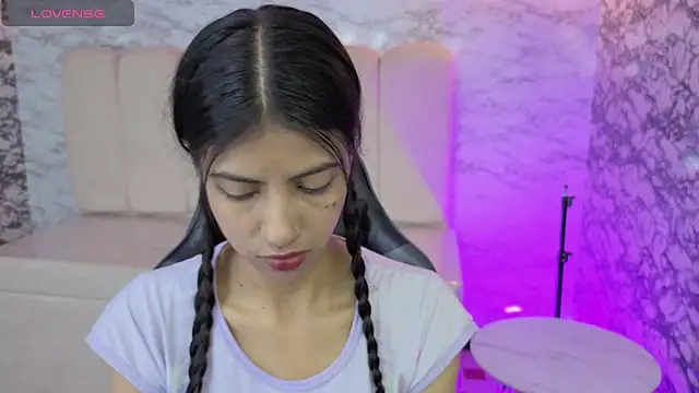  Kitty v online show from February 11, 1:05 pm