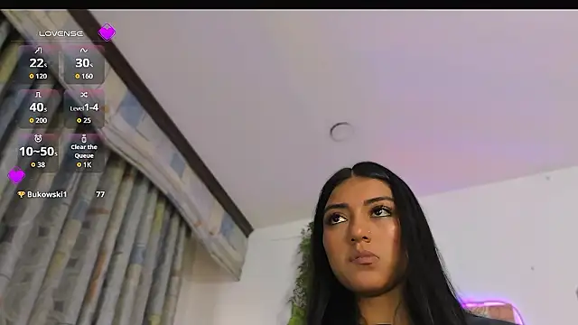 Quiinn bx online show from March 24, 8:14 pm