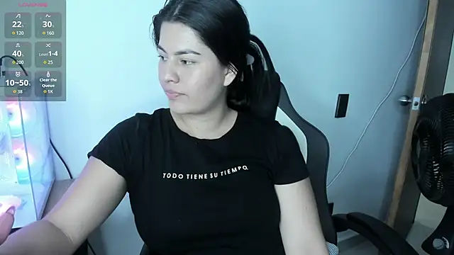 Saanvi21 online show from March 5, 2:18 am