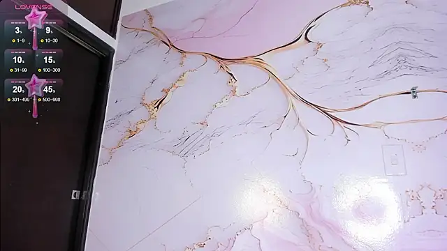 elizabeth swan18 online show from March 4, 3:07 pm