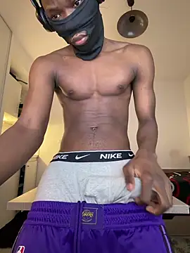 Renoirmonter online show from April 2, 12:41 am