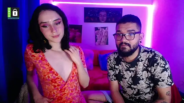 Snapshot of TwinFlamesX chatting on March 14, 1:05 am TwinFlamesX online show from March 14, 1:05 am