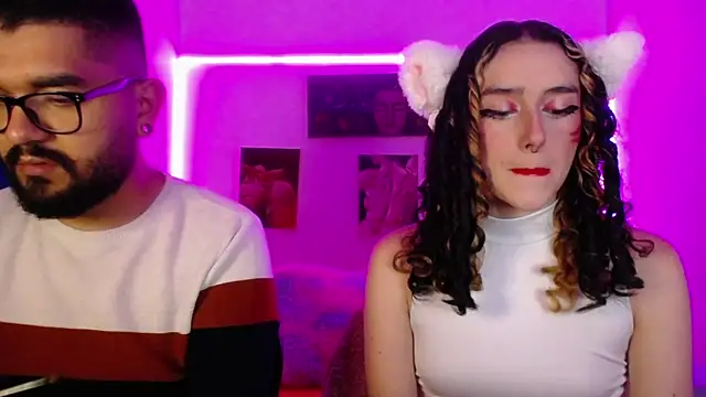 Snapshot of TwinFlamesX chatting on September 23, 6:49 am TwinFlamesX online show from September 23, 6:49 am