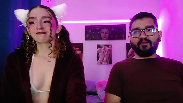 Snapshot of TwinFlamesX chatting on October 15, 4:18 pm TwinFlamesX online show from October 15, 4:18 pm