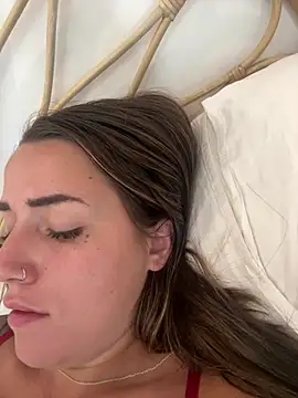 DarkVelvet online show from April 5, 2:53 am