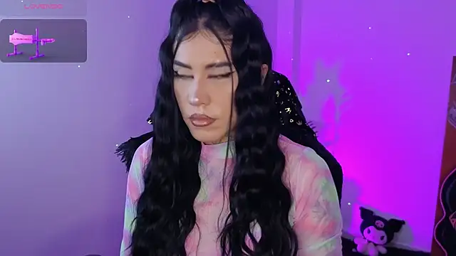 Snapshot of AnfisaLetyagho chatting on November 7, 8:42 pm AnfisaLetyagho online show from November 7, 8:42 pm