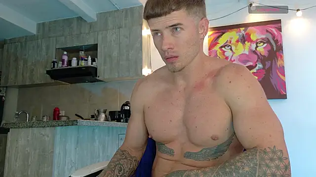 Ryannblue07 online show from May 25, 9:32 pm