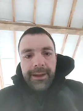 Snapshot of MaksDzubaV chatting on March 16, 6:31 am MaksDzubaV online show from March 16, 6:31 am