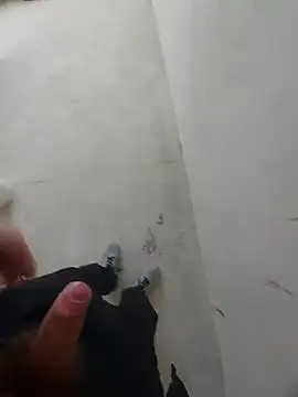 Snapshot of MaksDzubaV chatting on March 18, 1:09 pm MaksDzubaV online show from March 18, 1:09 pm