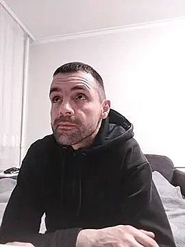 Snapshot of MaksDzubaV chatting on November 24, 7:57 pm MaksDzubaV online show from November 24, 7:57 pm