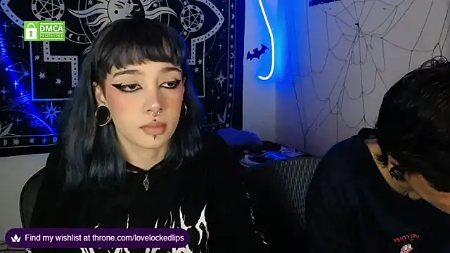 lovelockedlips online show from November 15, 2:09 am