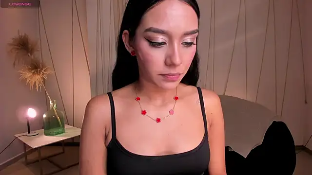 Snapshot of AmaliaCrus chatting on June 23, 8:07 pm AmaliaCrus online show from June 23, 8:07 pm