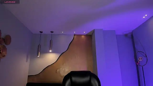 MaiaCollins online show from November 7, 5:46 pm