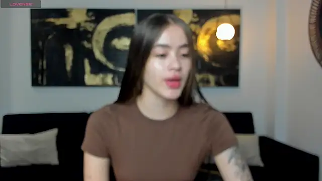 MaiaCollins online show from January 18, 5:50 pm