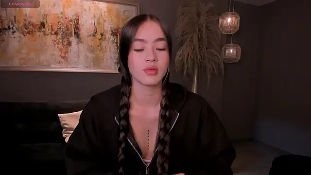 MaiaCollins online show from March 5, 5:42 pm