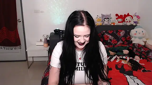 Snapshot of mrsemmablaze chatting on March 16, 12:44 pm mrsemmablaze online show from March 16, 12:44 pm