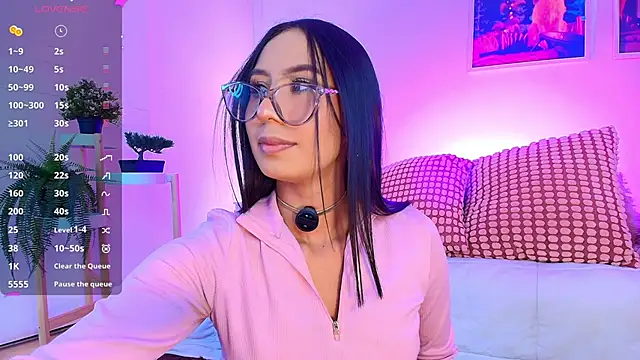 Valen ross  online show from January 8, 10:56 pm