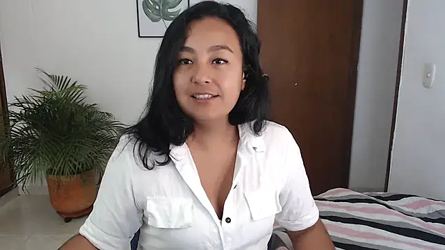 Snapshot of Themagicpotion chatting on May 26, 5:09 pm Themagicpotion online show from May 26, 5:09 pm