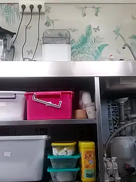 emiliemilf online show from April 11, 6:56 pm