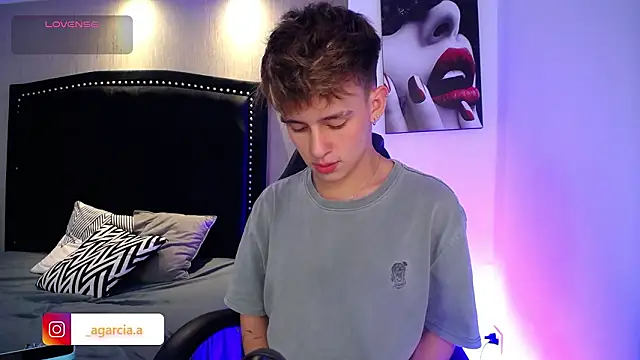 LiamWildx20 online show from March 30, 4:57 am